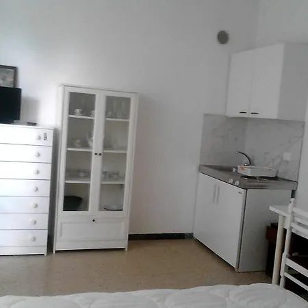 Rotonda דירה *